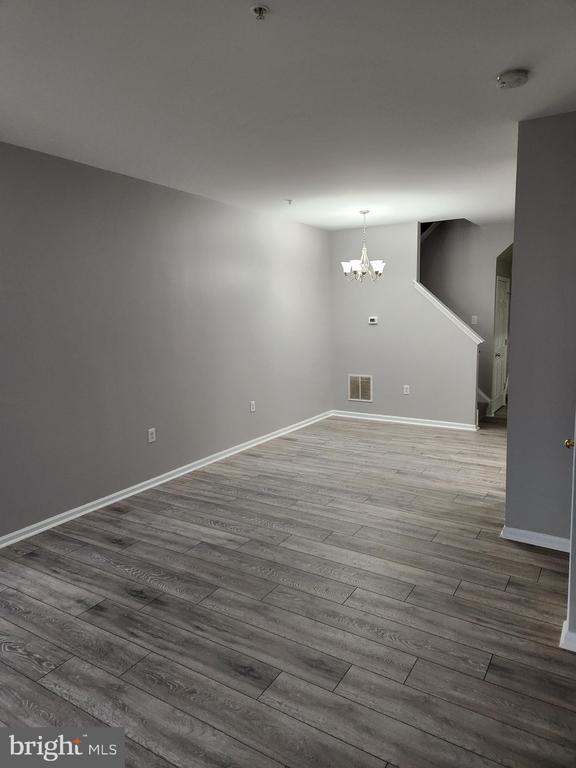 Foto principal - 1038 Lamberton St