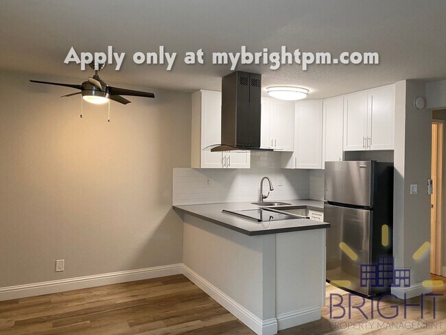 Foto del edificio - Fully remodeled studio apartment in gated community!