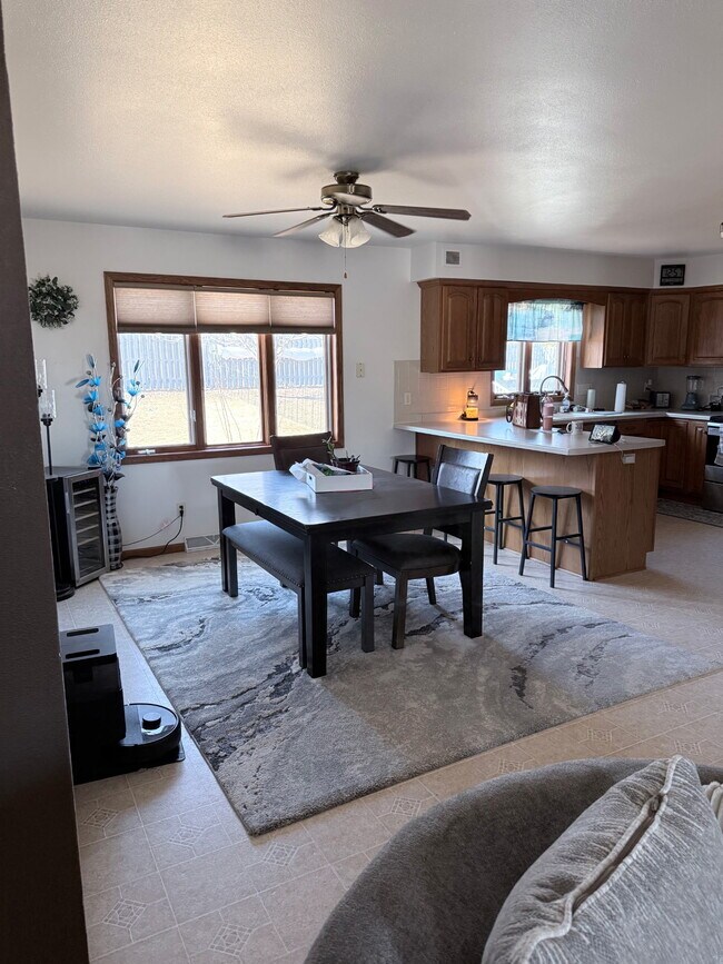 Foto del edificio - 202 Margaret Ave