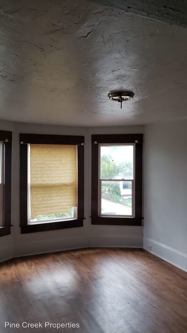 Foto del edificio - 4016 Riverside Ave