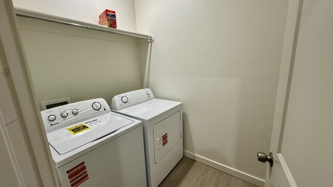 Building Photo - Charming 2-Bedroom Home in the Heart of La...