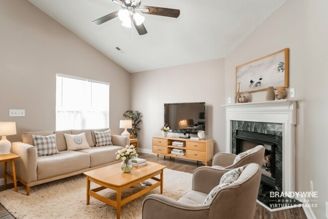 Building Photo - 7917 Shiny Meadow Ln