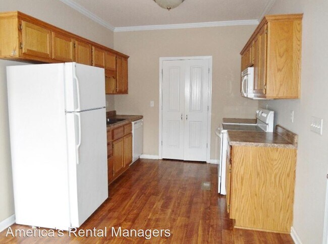 Foto del edificio - 3 br, 2 bath House - 918 Patton Chapel Road