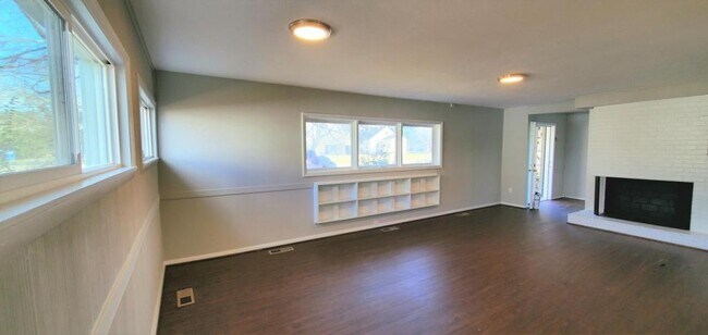 Building Photo - 7418 Corr Street
