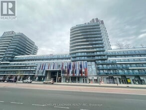 Building Photo - 9471 Yonge St
