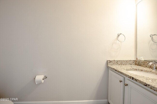 Foto del edificio - 7472 Shadow Lake Dr