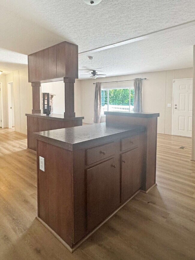 Foto del edificio - Private 2.5-Acre Mini Farm Near Lake Lanier | 3BR/2BA | Peaceful Country Living