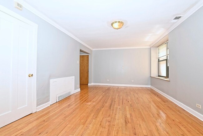 Foto del edificio - Beautiful 2Bed/1Bath in South Shore