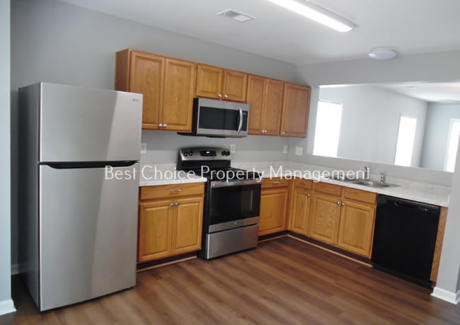 Building Photo - 432 Standing Rock Dr