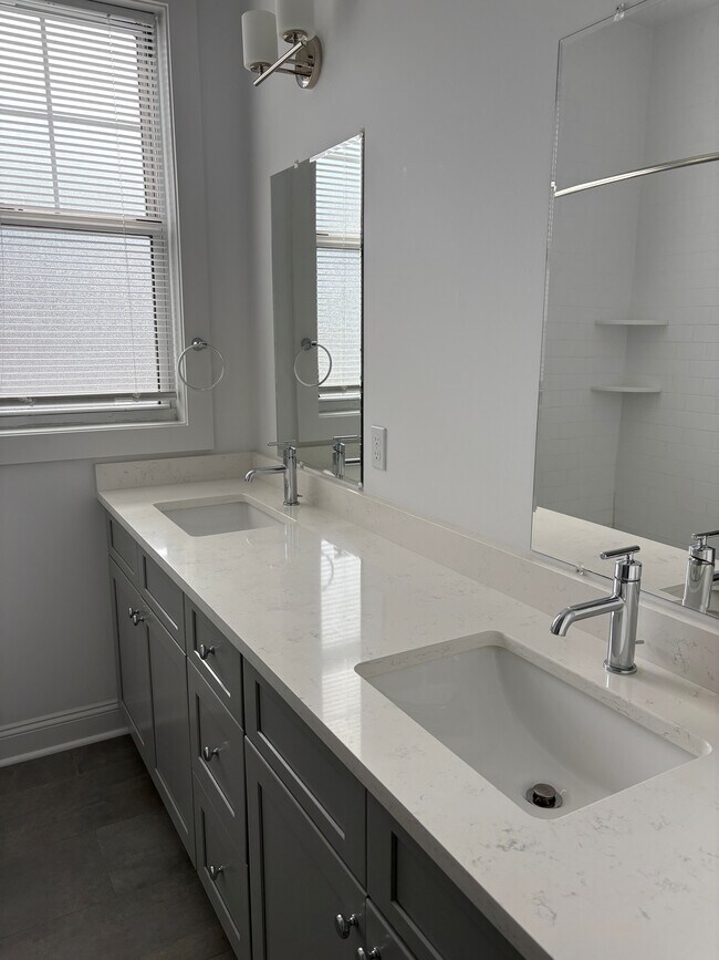 Foto del edificio - 123-127 Summit Ave