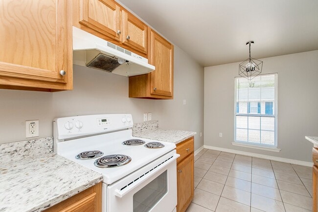 Building Photo - 48289 Alack Ln