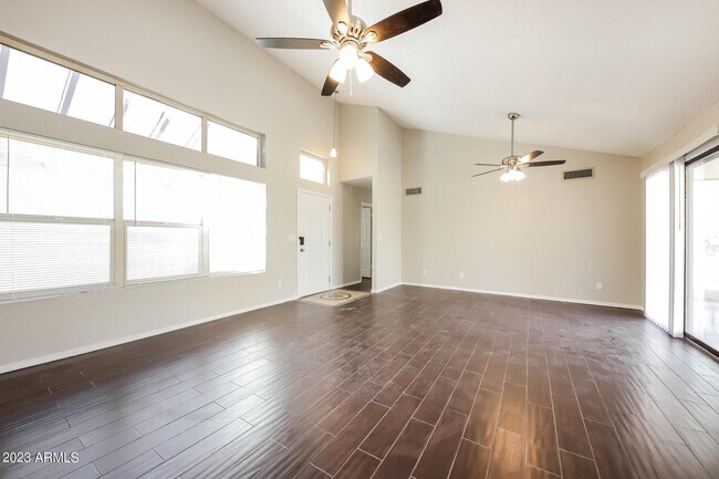 Foto del edificio - 5412 W Cochise Dr
