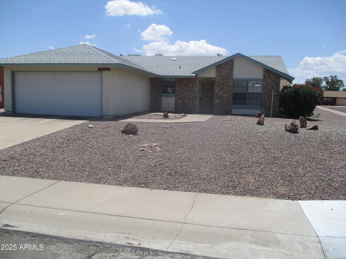 Foto principal - 4607 E Bohl St