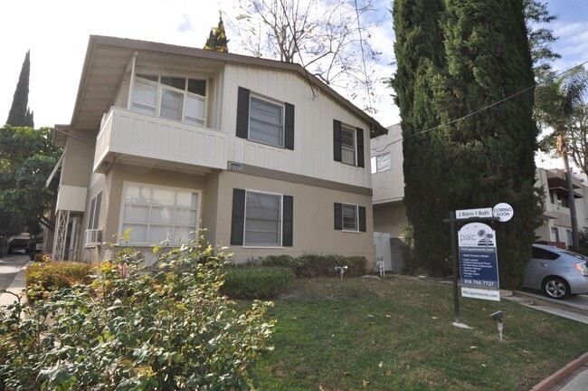 Building Photo - 14830 Dickens St