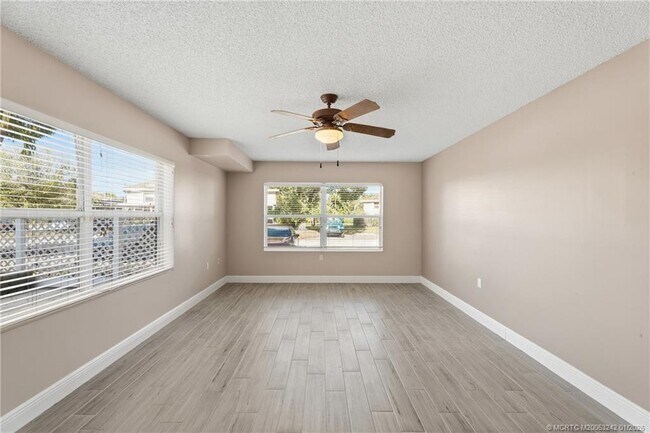 Foto del edificio - 3253 SW Sunset Trace Cir