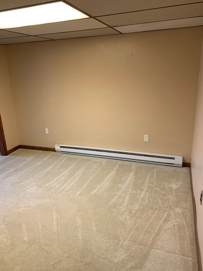 Living Room - 19 N Logan St
