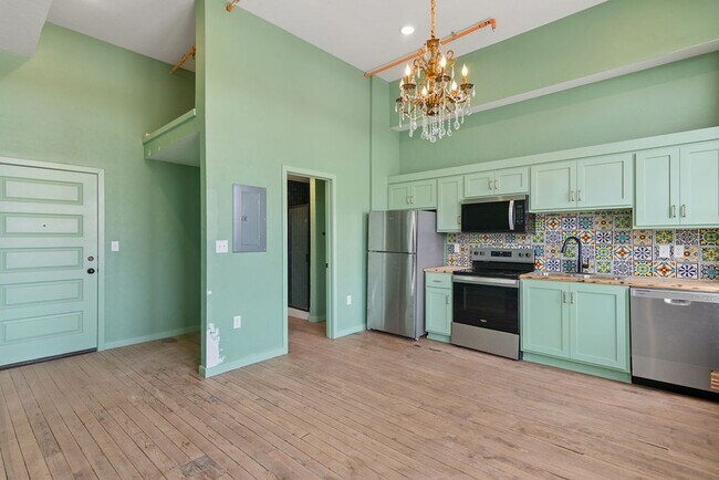Foto del interior - 320 W Walnut St