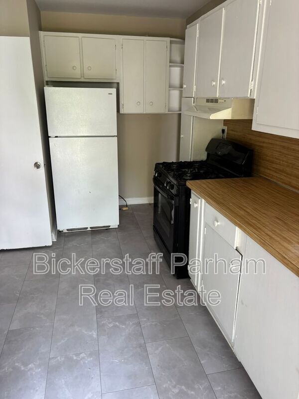 Foto del edificio - 3931 Dexter Dr