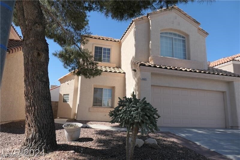 Foto principal - 6665 Golden Pond Cir