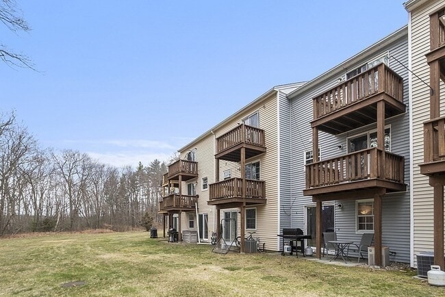 Building Photo - 46 Pawtucket Blvd