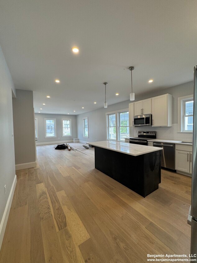 Foto principal - 51 Fairbanks St
