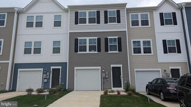 Building Photo - 151 Cooperage Rd