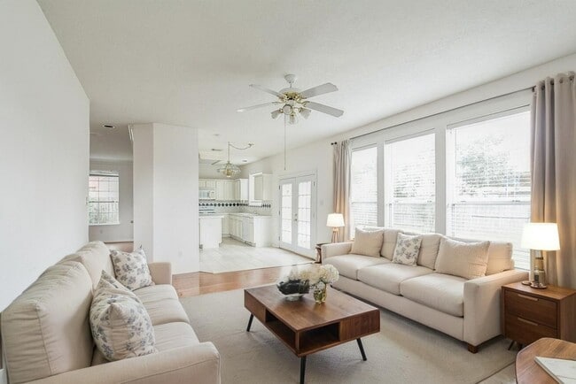 Foto del edificio - 1702 River Trail