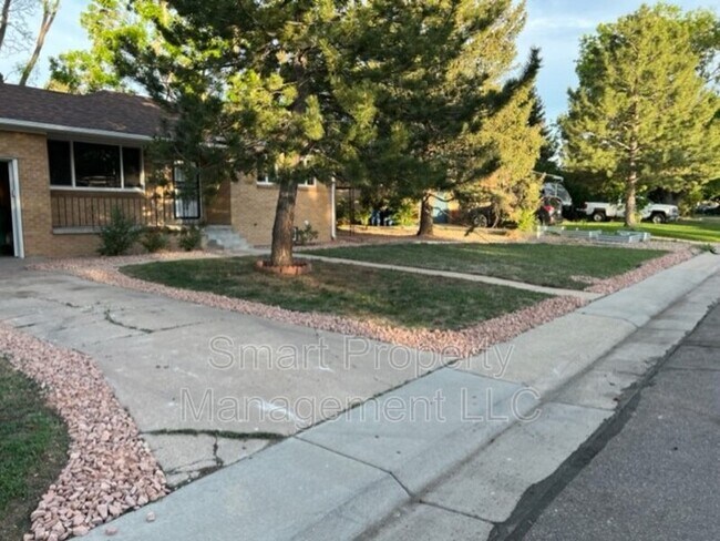 Building Photo - 412 S Kendall St