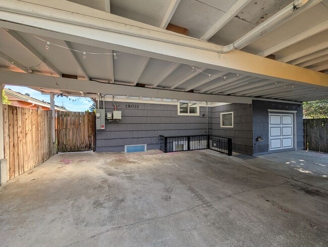 Building Photo - 5bd/2ba Burien Home