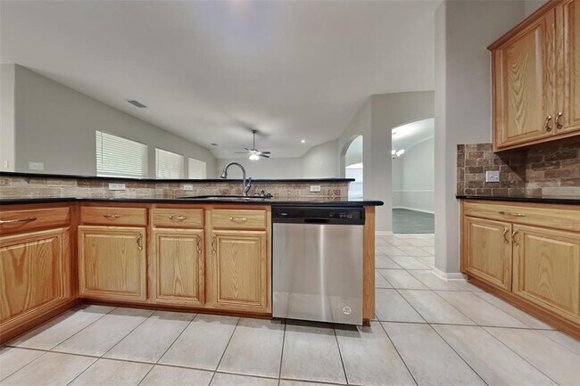 Building Photo - 20803 Arbor Bend Ct
