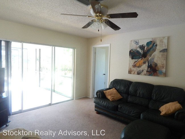 Building Photo - 1549 Springwood Dr