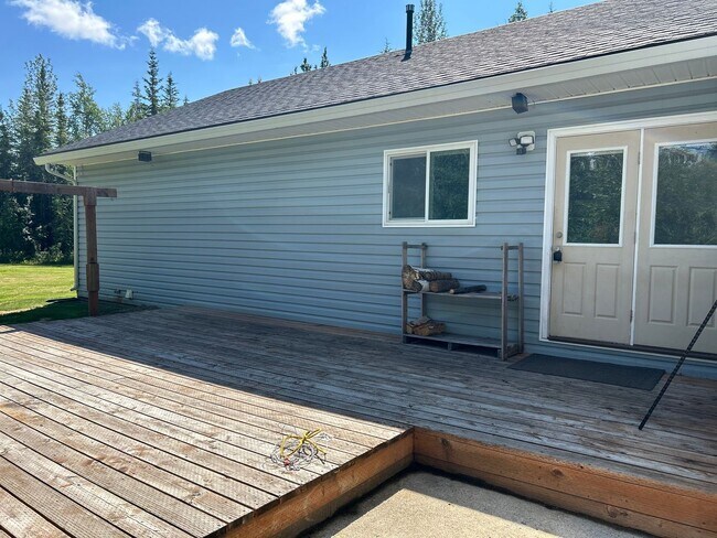 Foto del edificio - Century 21 Gold Rush - 3 bed, 2 bath (North Pole)