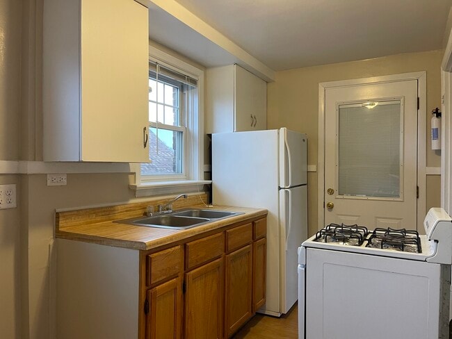 Building Photo - 5924 W 37th St