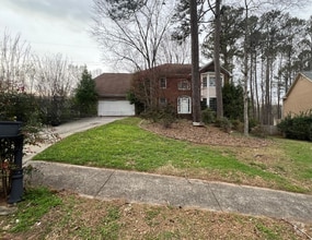 Building Photo - 1811 Milford Creek Ct SW