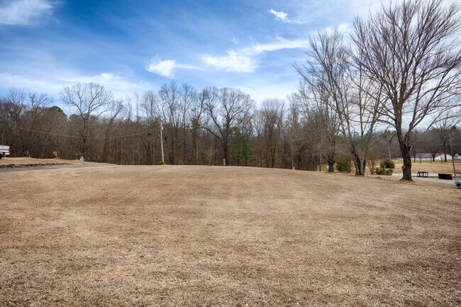 Foto del edificio - Spacious & Charming in Scottsboro!