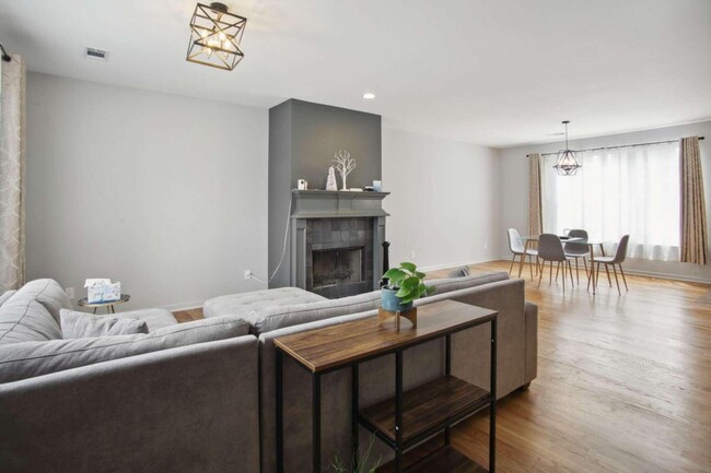 Foto del edificio - 151 Fulton St SE
