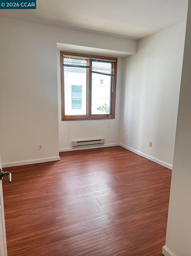 Foto del edificio - 2029 Channing Way