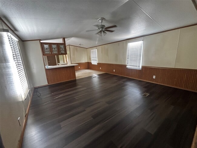 Building Photo - 508 Smith Hill Rd