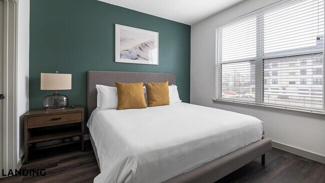 Foto del edificio - 91 Jensen Dr