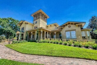 Building Photo - 102 Vista Verdi Cir