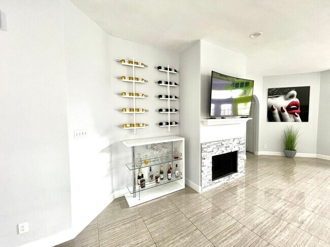 Building Photo - 10807 Summer Meadows Ct