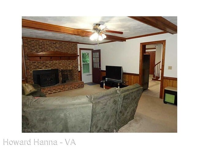Foto del edificio - 4 br, 2 bath House - 125 Waterfield Avenue