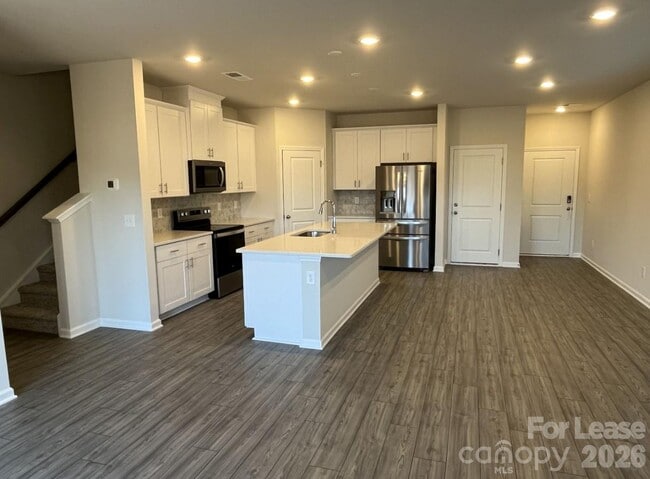 Foto del edificio - 5173 Brailey Cir