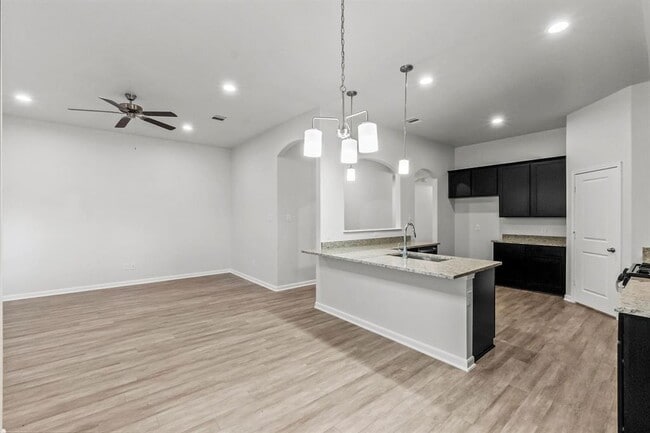 Foto del edificio - 2316 Cedar Pl Dr