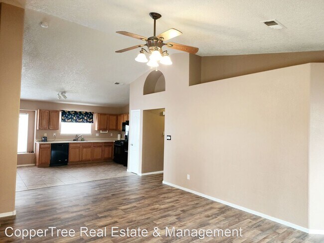 Building Photo - 4 br, 2 bath House - 764 Terra Cotta SW