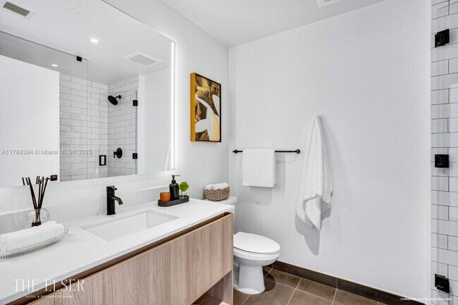 Foto del edificio - 398 NE 5th St