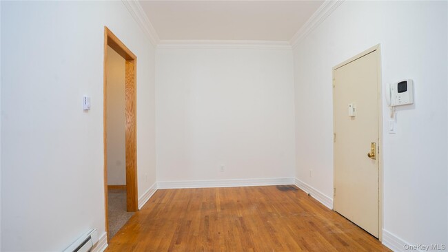 Building Photo - 46 N Village Ave