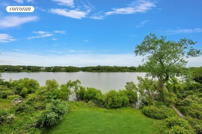 Building Photo - 151 Kellis Pond Ln