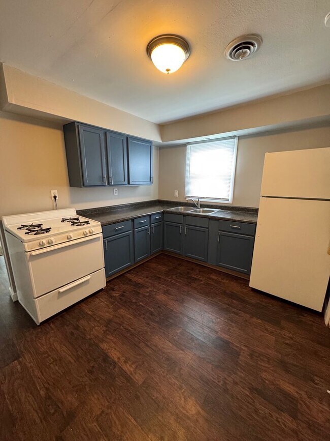 Foto del edificio - 5814 Wilson Ave