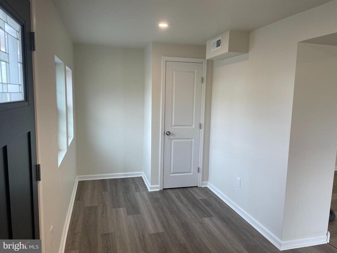 Foto principal - 919 Walnut St